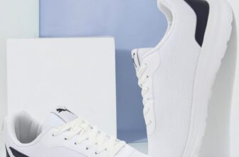 PUMA Plush Comfort Running Shoes For Men(White , 8)