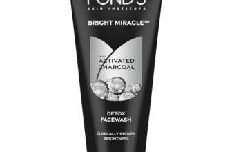 POND’S Pure Detox Face Wash 200 g|| Daily Exfoliating & Brightening Cleanser|| Deep Cleans Oily Skin – With Activated Charcoal for Fresh|| Glowing Skin