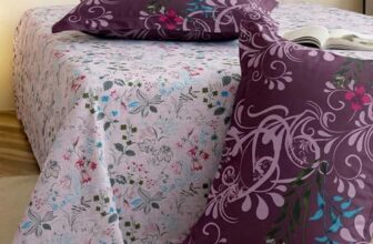 BSB HOME 180 TC Pure Cotton Double Bedsheet with 2 Contrast Pillow Covers, Soft Breathable Skin-Friendly Printed Bedding Set, Durable All Season Bed Linen – 90 x 100 Inches (Mulled Wine)