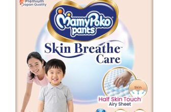MamyPoko Pants Skin Breathe Care | Baby Diapers Extra Large Size (XL) | 138 Count | 12-17Kgs | Half Skin Touch Airy Sheet | 3X Breathable | Derma Tested